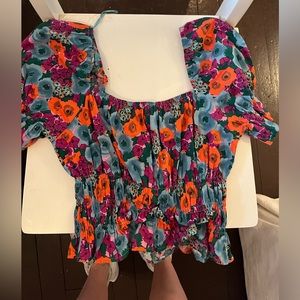 Colorful Floral Top xs